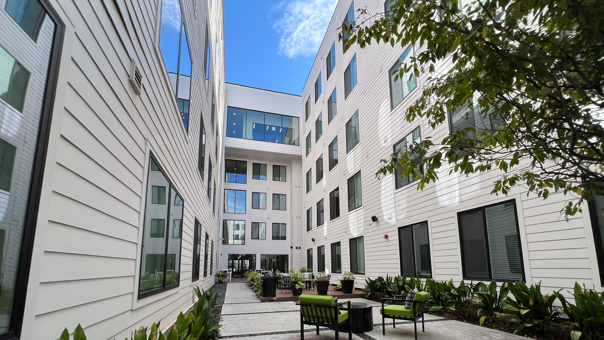 230 n. finley – maxxen