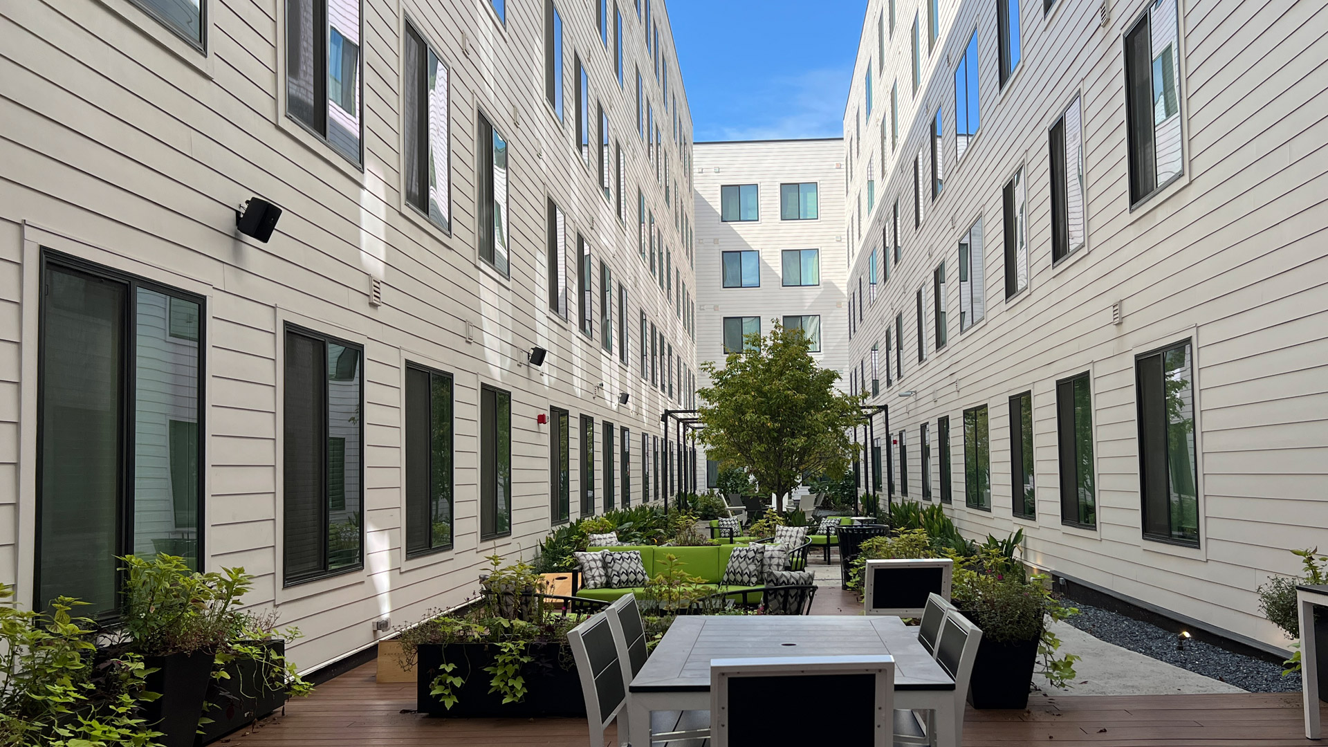 230 n. finley – maxxen