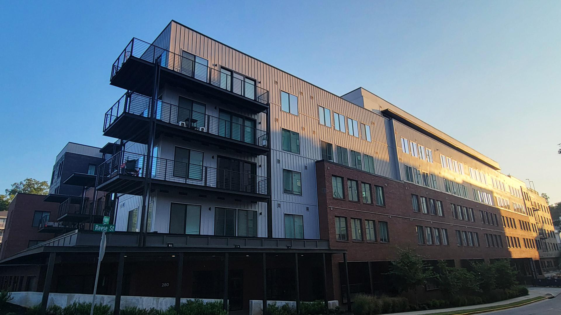 230 n. finley – maxxen