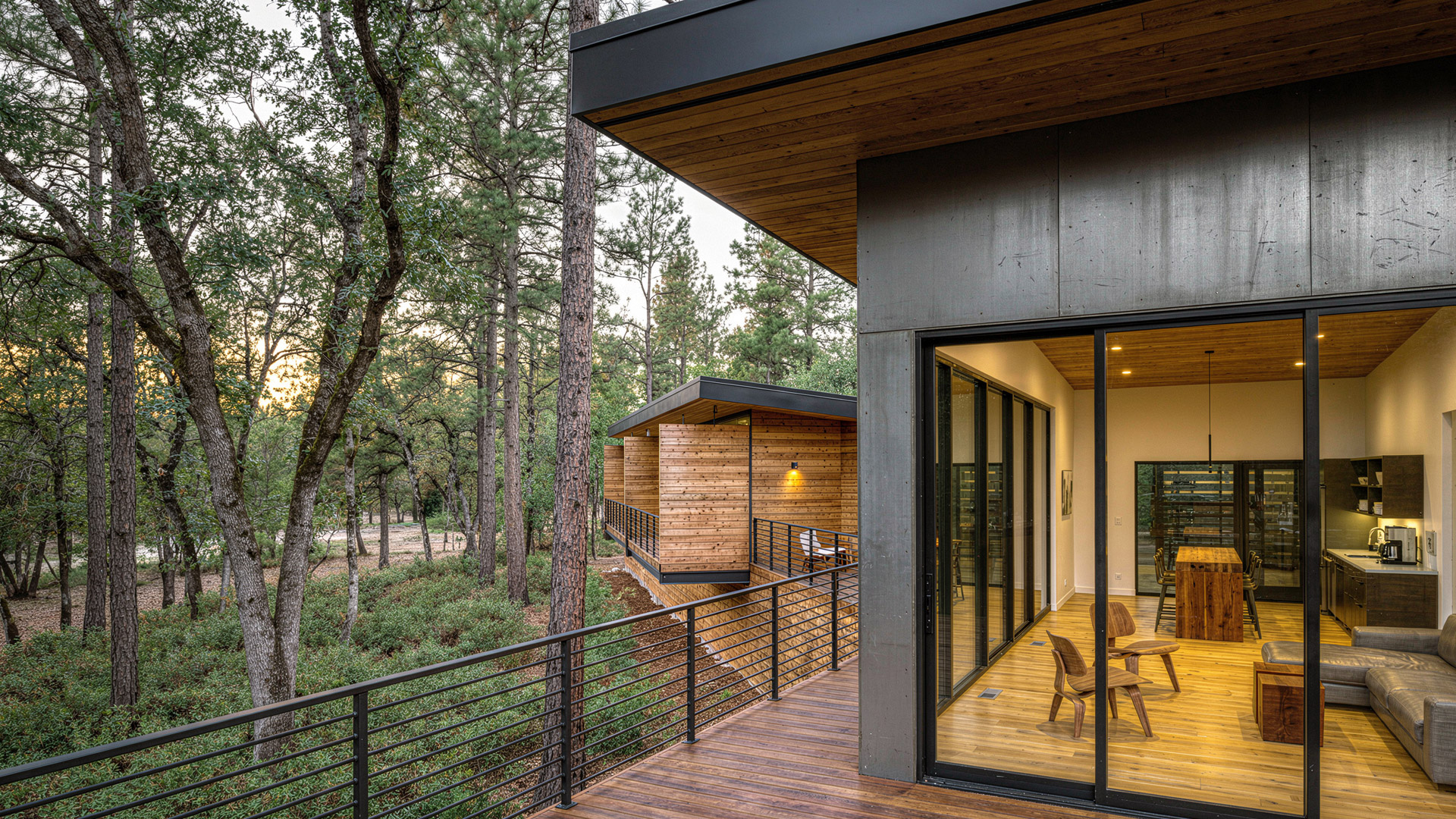 sisters boutique hotel