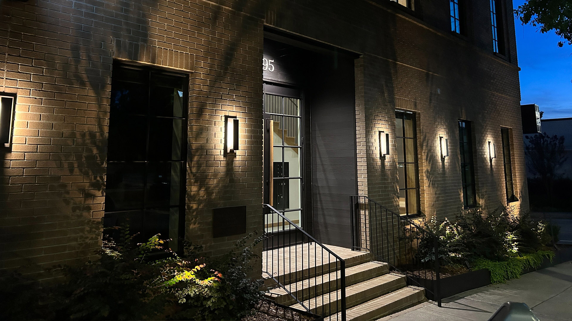 295 west clayton