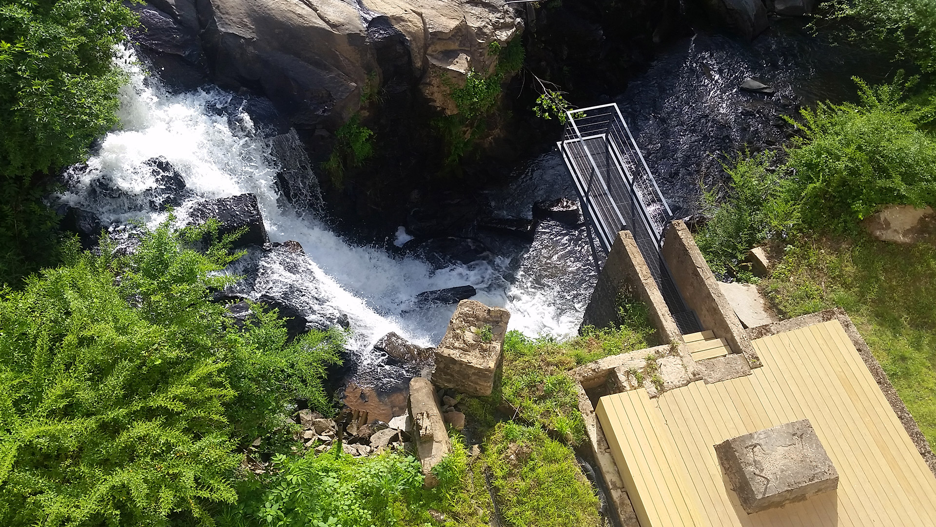 shoals overlook on the soque river